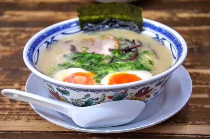 tonkotsu_ramen_20151225b-700x466