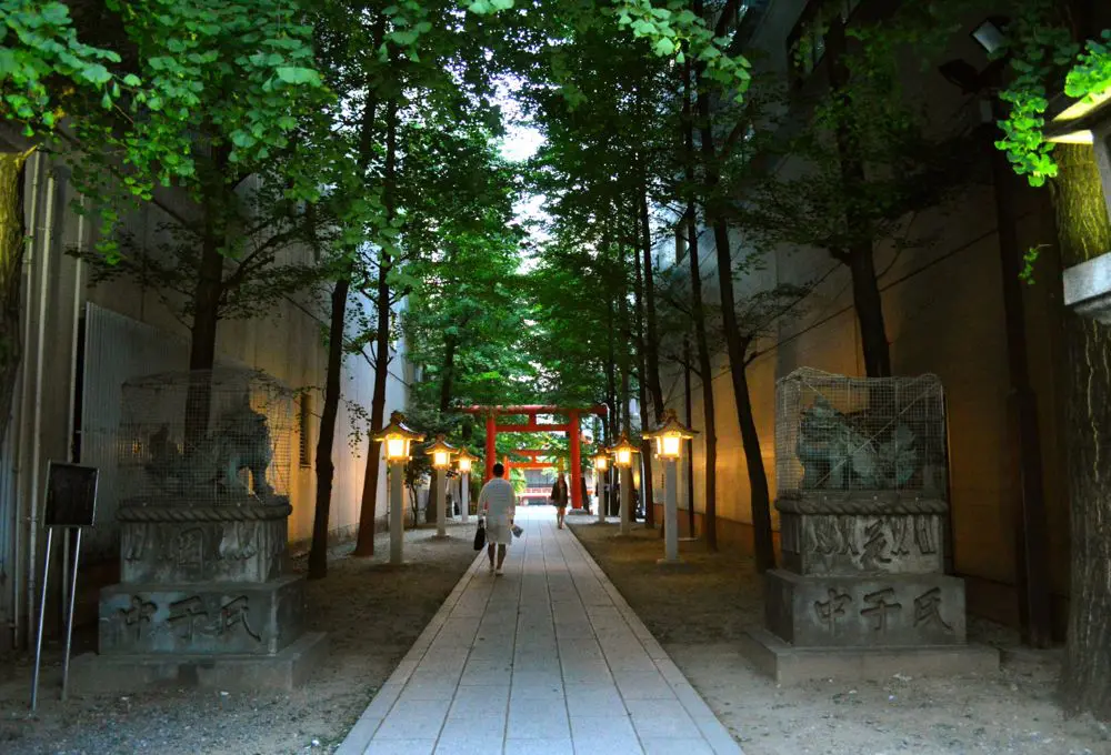 新宿花园神社鸟居