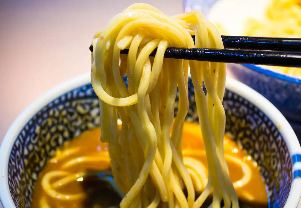 つけ麺の食べ方 写真5