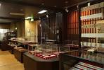 奥野かるた店2F展示スペース