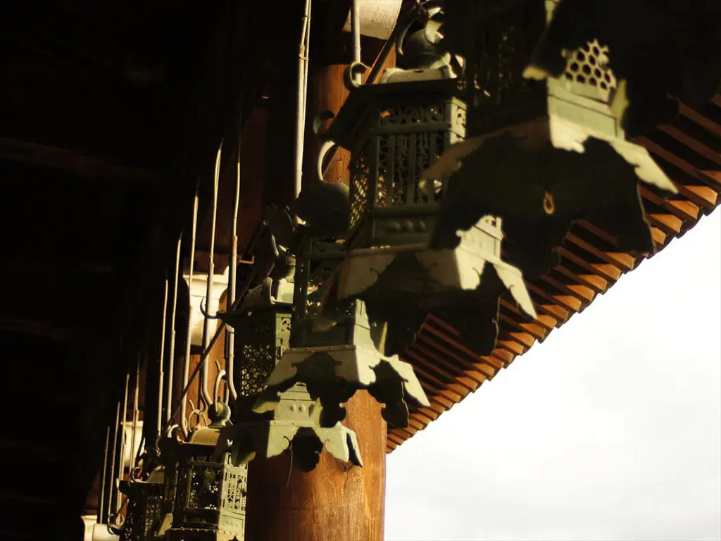 前往东大寺二月堂，独占奈良绝景！