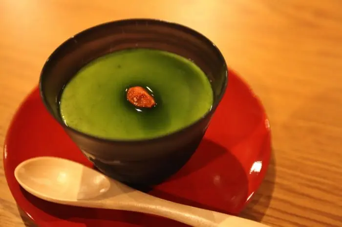 Ichiran Ramen - Eat Japan's World-Famous Tonkotsu Ramen