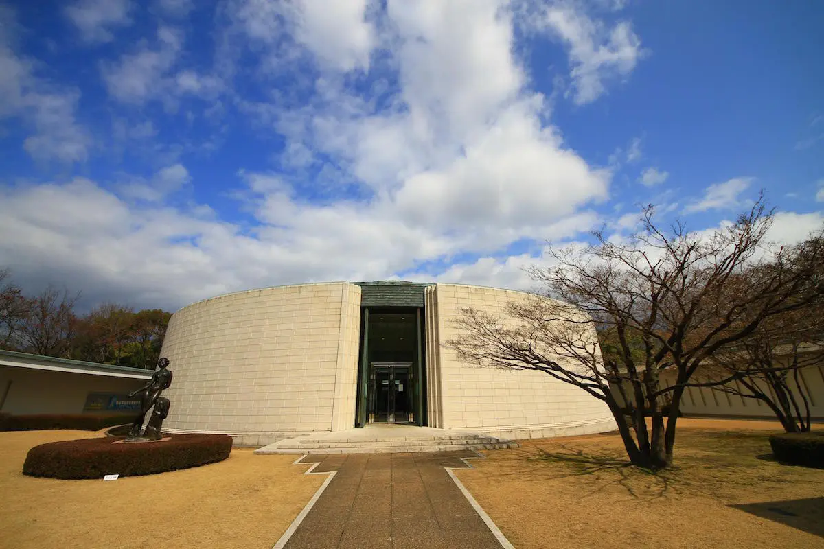 22 ที่ท่องเที่ยวแนะนำในฮิโรชิม่า (Hiroshima) และ 6 อาหารท้องถิ่นห้ามพลาด!