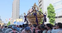 <ruby>日本<rt>にほん</rt></ruby>の ことば<ruby>事典<rt>じてん</rt></ruby> 「お<ruby>神輿<rt></rt></ruby>(みこし)」