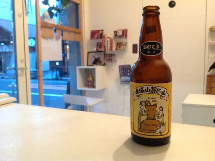 「<ruby>地<rt>じ</rt></ruby>ビール」を <ruby>飲<rt>の</rt></ruby>みませんか 「<ruby>地<rt>じ</rt></ruby>ビール<ruby>Bar.<rt>バー</rt></ruby>かえるかふぇ」