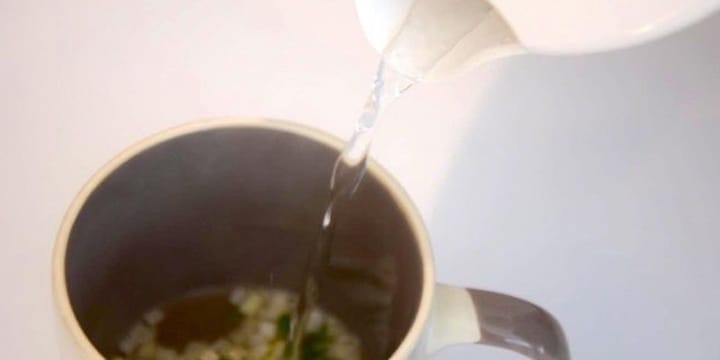 日本みやげにもぴったり! インスタントお味噌汁の作り方