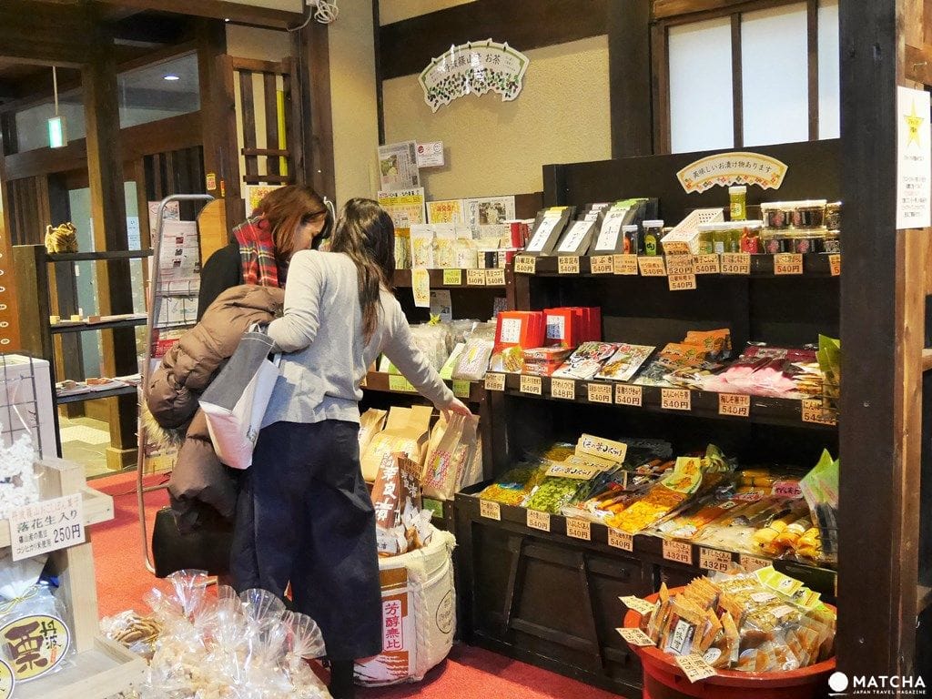 【篠山モデルコース】800年の伝統をもつ丹波焼を体験し、古民家に泊まり、窯元を自転車で巡る旅