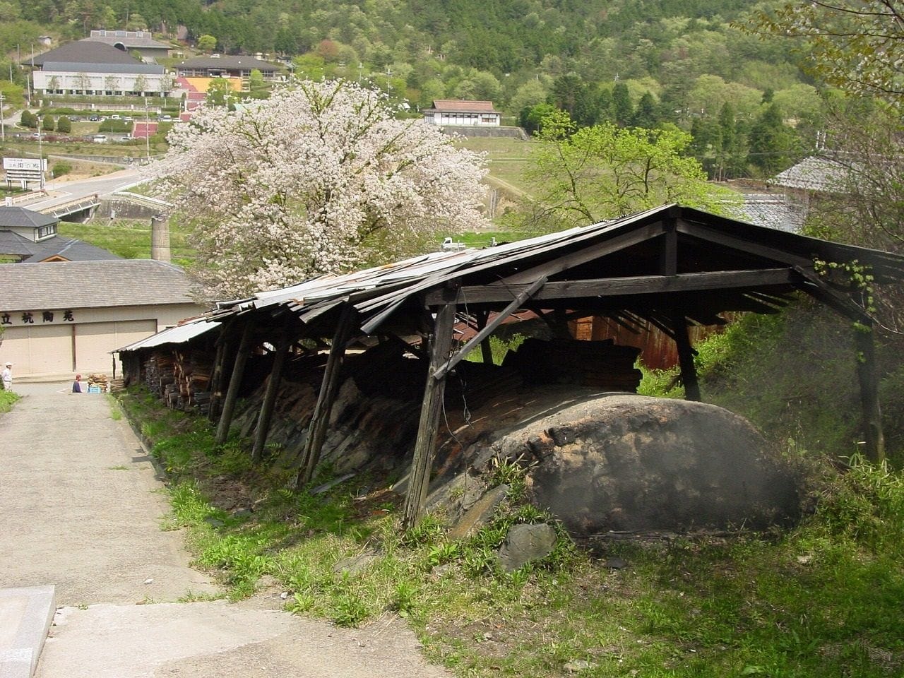 Make Tamba Pottery And Stay In An Old Home: Experience Sasayama