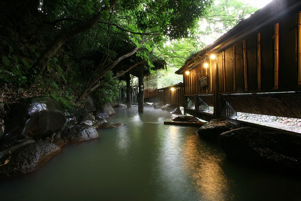 在充满风情的黑川温泉,走访各个露天风吕~ – TATAMI 日本旅行