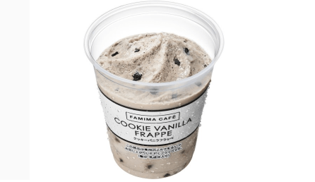 日本全家冰沙人气新口味“巧克力饼干x香草”口味，限量销售中！