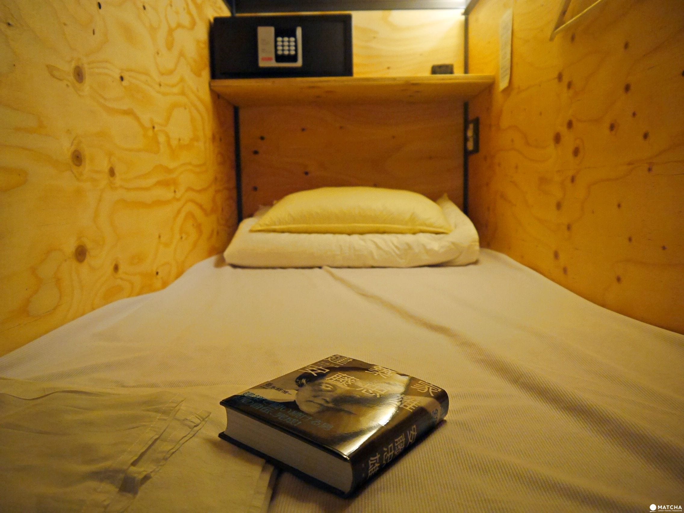BOOK AND BED ASAKUSA單人床