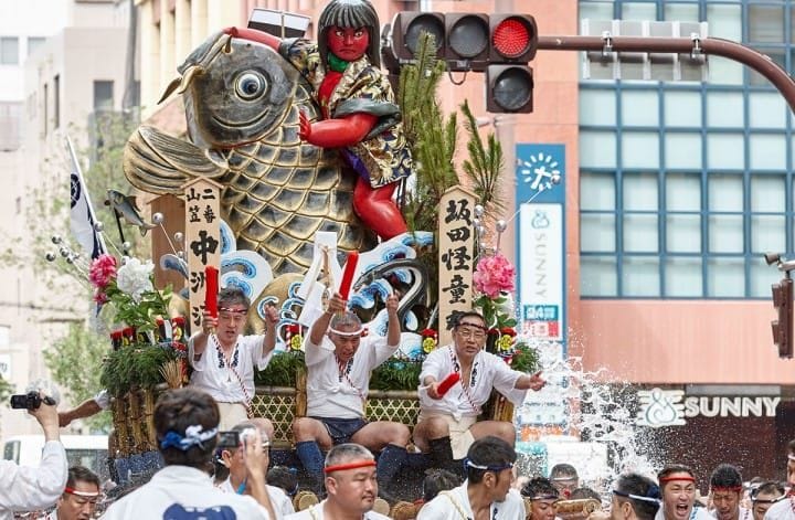 Top 12 Japanese Festivals Throughout The Year You Shouldn't Miss