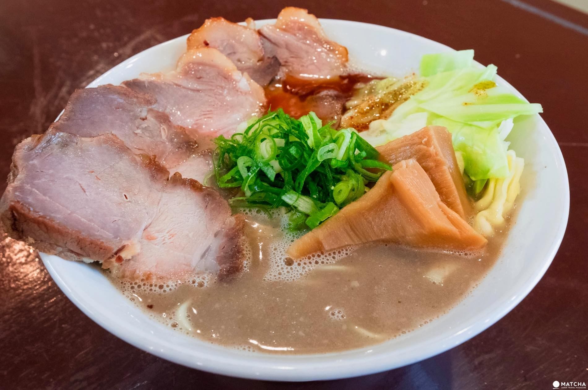 五ノ神精肉店の豚骨ラーメン 日本のラーメンを徹底解説!ラーメンの魅力とその注文方法、食べ方などまとめ