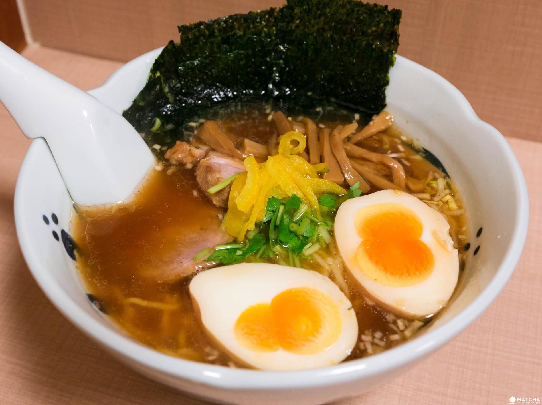 与ろゐ屋の特製らーめん 5,000杯食べたマニアがオススメ!東京の激ウマ人気ラーメン30選