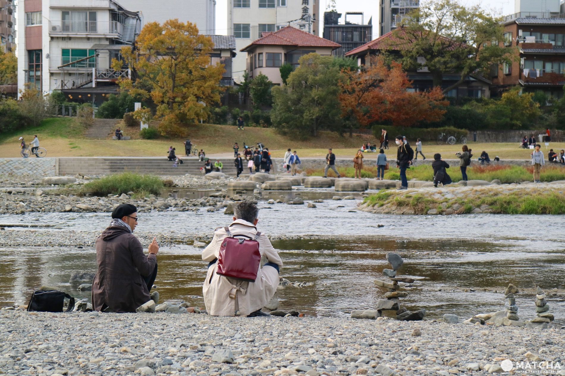 ロックバランシング名人に會える京都人憩いの場「鴨川デルタ」