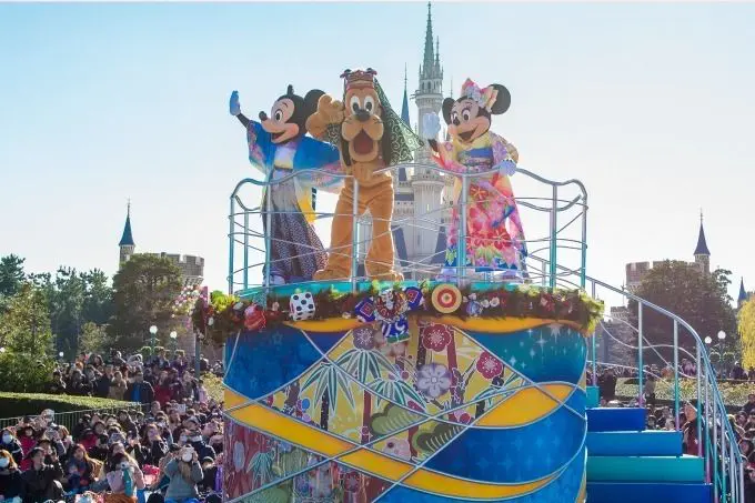 到迪士尼迎接2019！與迪士尼好朋友一起歡樂過年