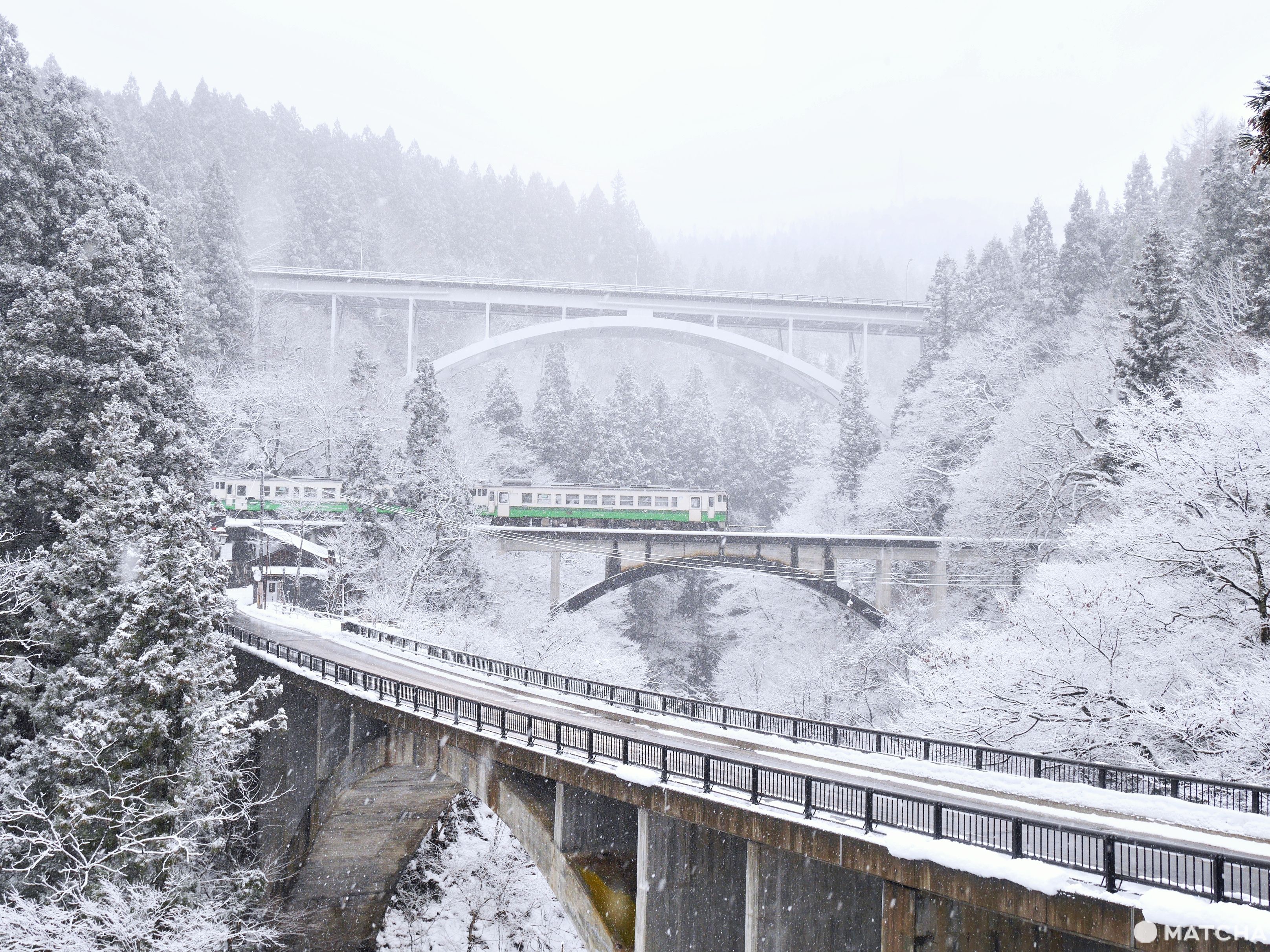【東北】一生必去一次！奔馳白雪之中的4大鐵道絕景！