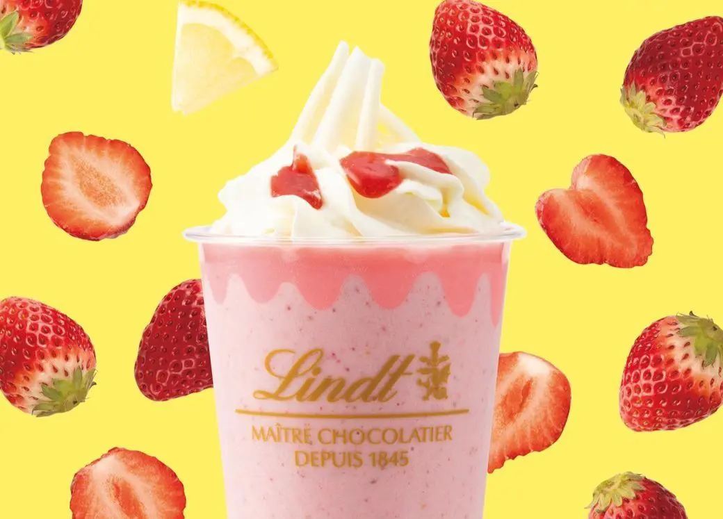 Lindt White Chocolate Strawberry Ice Drink With Refreshing Lemon