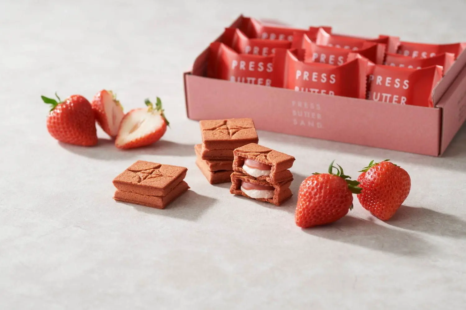 春天就是要吃草莓！「PRESS BUTTER SAND」博多站分店與新口味齊登場！