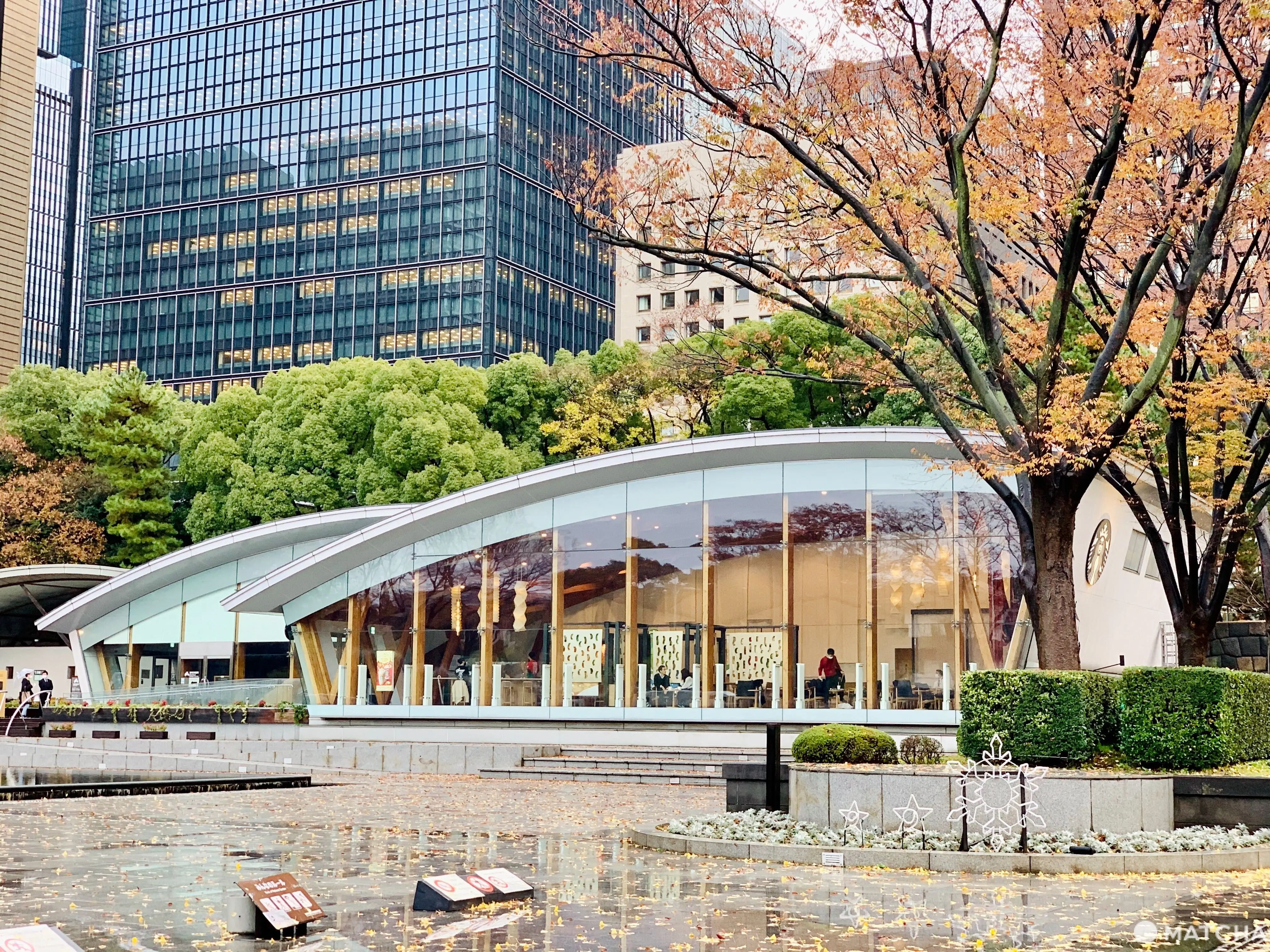 在都市綠洲中來杯限定星巴克！首家星巴克「Greener Stores」皇居外苑開幕