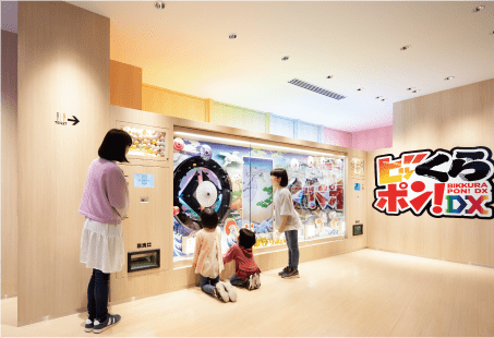 「藏壽司」宛如遊戲場的全球旗艦店，挑戰最大、最新、更好玩！