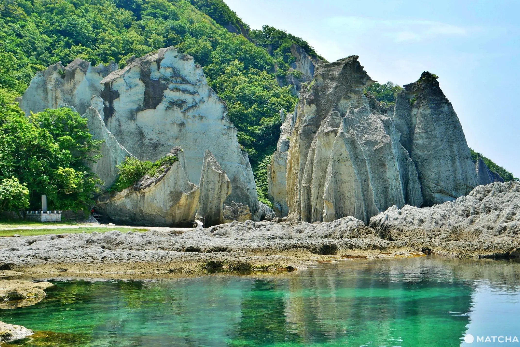【青森】下北半島の豊富な自然を訪れ、津軽海峡が育む海峡サーモンを味わう