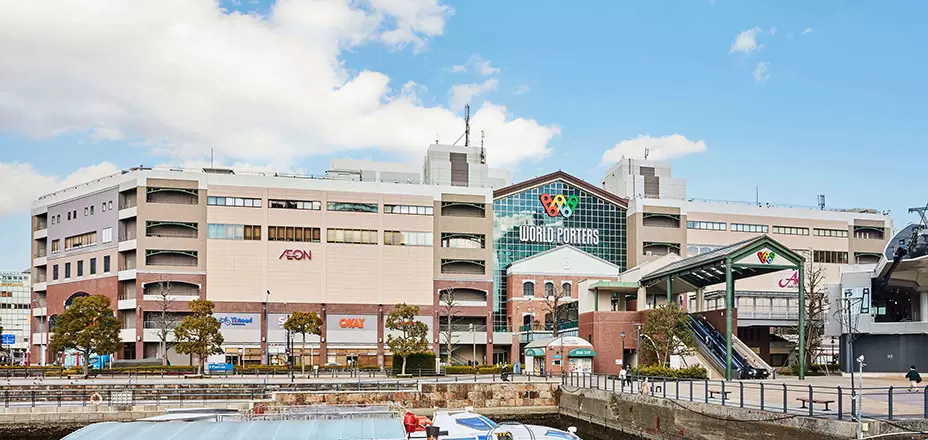 YOKOHAMA WORLD PORTERS