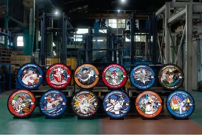 12 Major League Players' Manhole Covers Unveiled in Japan