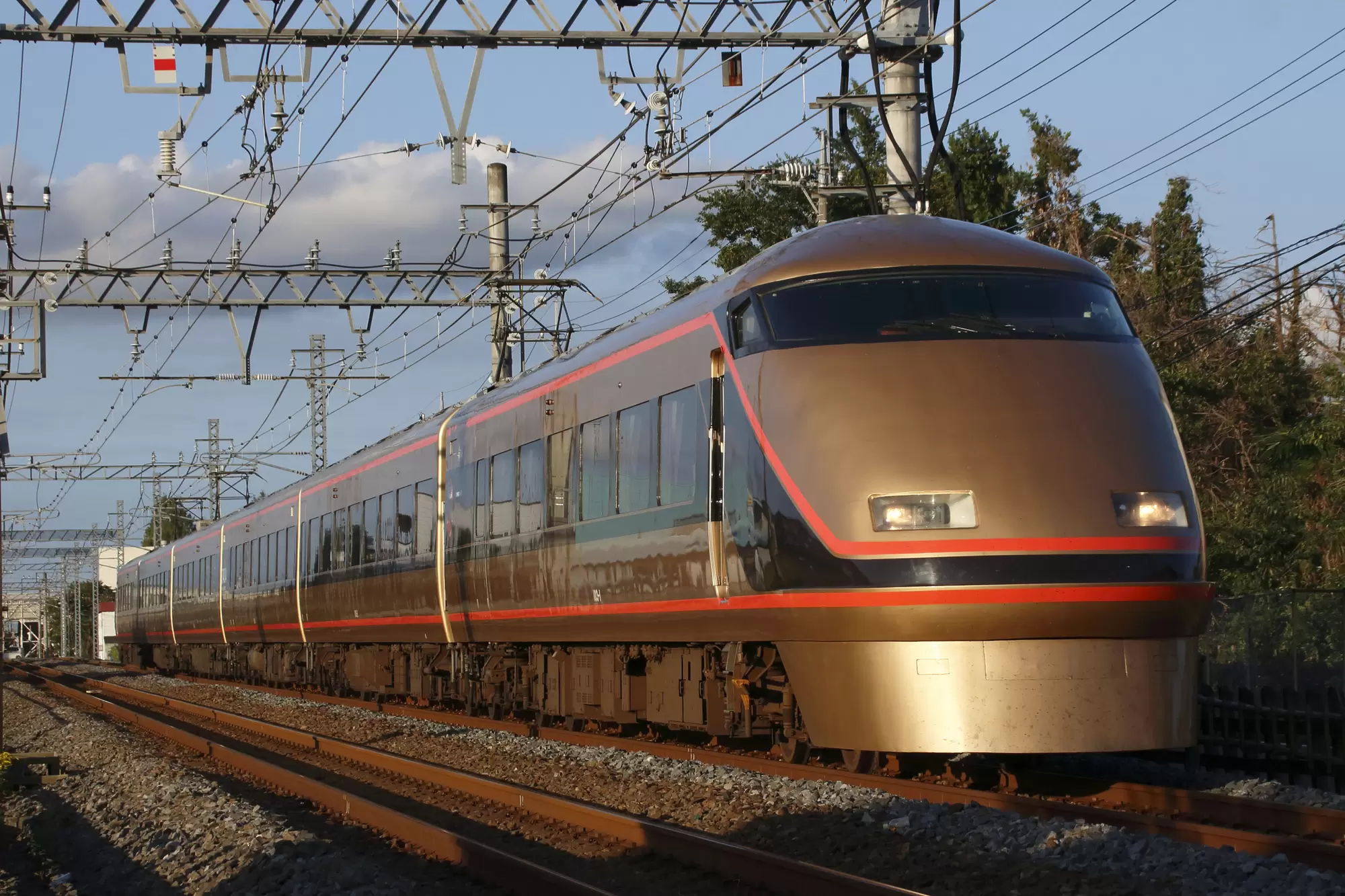 日本東武鐵道特急「日光詣SPACIA」車頭2025年12月18日起將在北車展出！