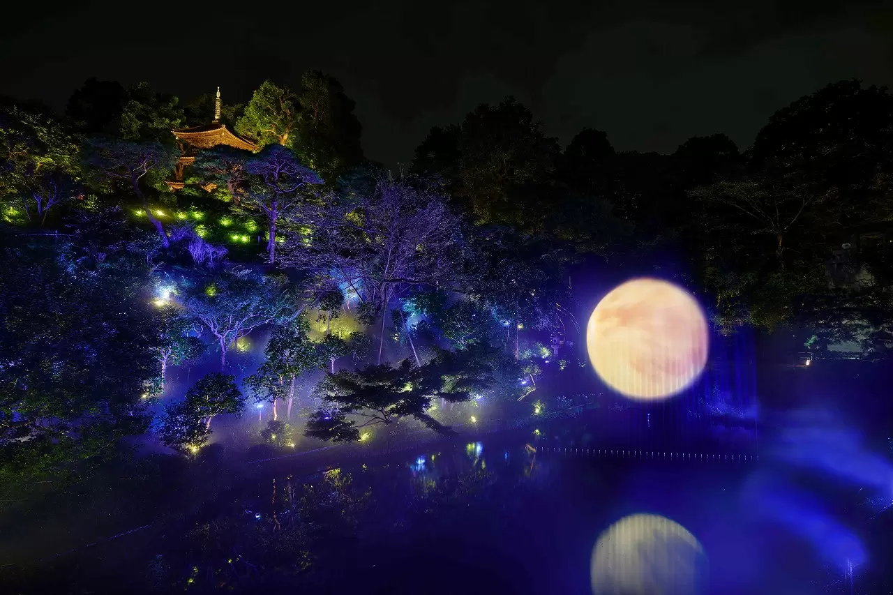 TOKYO MOON at Hotel Chinzanso Tokyo: Splendid Garden Views!
