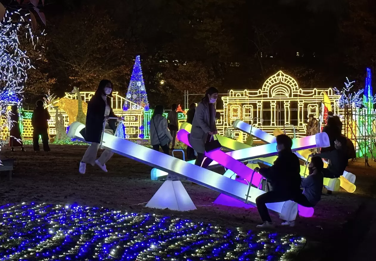 光之慶典「神戶Illuminage燈光秀2025」粉紅宮殿燈飾與愛心隧道10月24日登場！