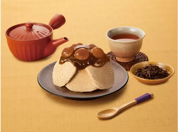 일본 계절한정 신상품 아이스크림! 흑당 와라비모치와 호지차의 향을 담은『야와모치 아이스 호지차 와라비』 