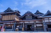 [Dogo Onsen] If you know the history, will it open the way?! Walk around the town while listening to the story with an audio guide