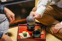 Tokoname ware special feature: Find your favorite tableware and teapots in the pottery production area