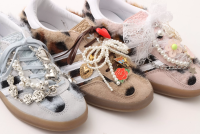 介绍在 atmos pink 享受的热门女士运动鞋款式和商店！