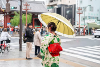 Kimono dressing experience in Asakusa! Find your own style with a vintage kimono from kimono rental shop "shim"