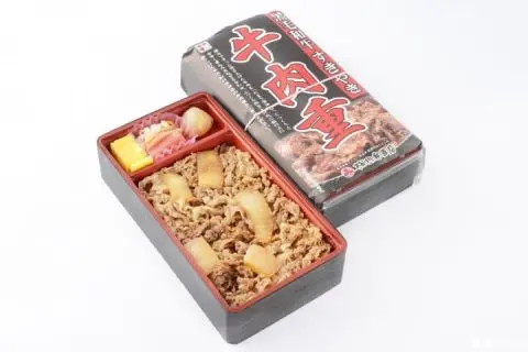 不是只有冷的啦！在東京車站吃遍全日本的人氣鐵路便當