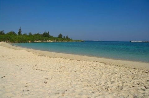 沖縄のビーチ完全ガイド。沖縄旅行で外せない絶景ビーチ23選