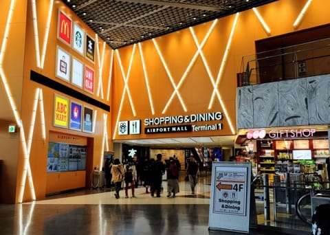 ポケモン丶ハローキティグッズから家电丶お酒まで!成田空港ショッピングガイド