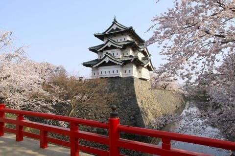 弘前城 橋からの眺め