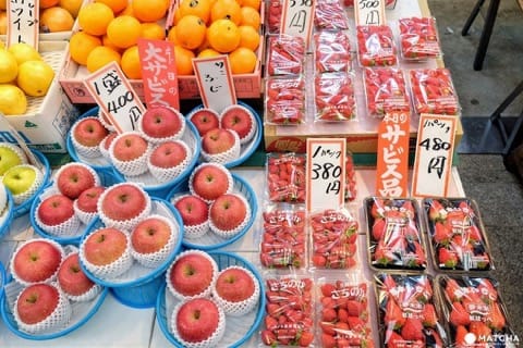 ローカルフードやおみやげ探しも楽しめる!日本の商店街・完全ガイド