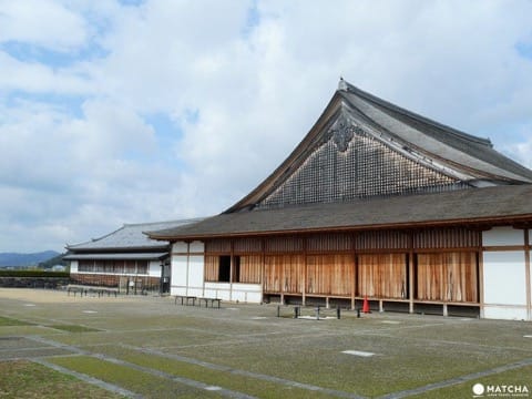 A Stroll Through The 400-Year-Old Castle Town of Tanba Sasayama