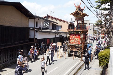 【岐阜県】江戸時代にタイムスリップ!? 高山祭のアクセス・見どころなど