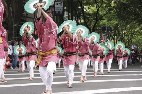 スズメ踊り