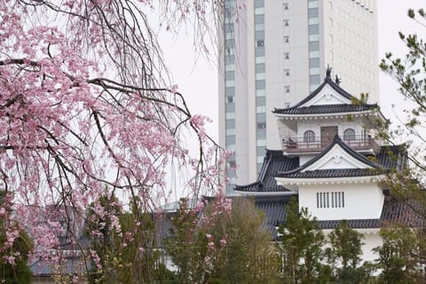 富山城公園