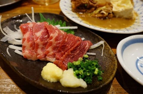 上野馬刺身