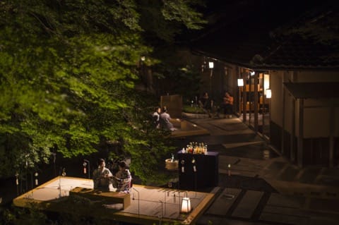 京都・嵐山から舟で向かう極上宿 「星のや京都」に泊まるべき5つの理由とは?