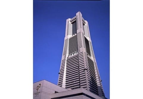 キラキラの夜景とツリーは必見! 横浜ランドマークタワーの豪華クリスマス