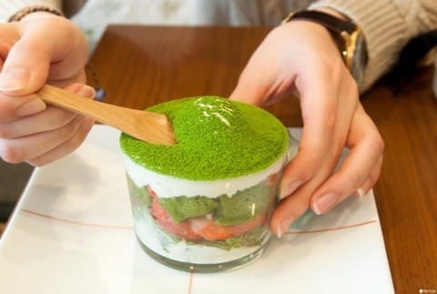 茶茶の間