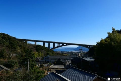 『百年工法傳承的淬鍊晶花』來到溫泉勝地「別府明礬」尋找晶花吧!